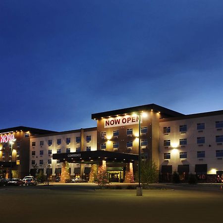 Chateau Nova Yellowhead Edmonton Exterior photo